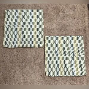 NWOT Geometric Pattern Set of 2 Throw Pillow Covers 20x20 blue green yellow